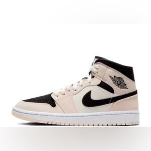 Nike Air Jordan 1 Mid Women’s Sz 8 Barely Orange Guava Ice Black